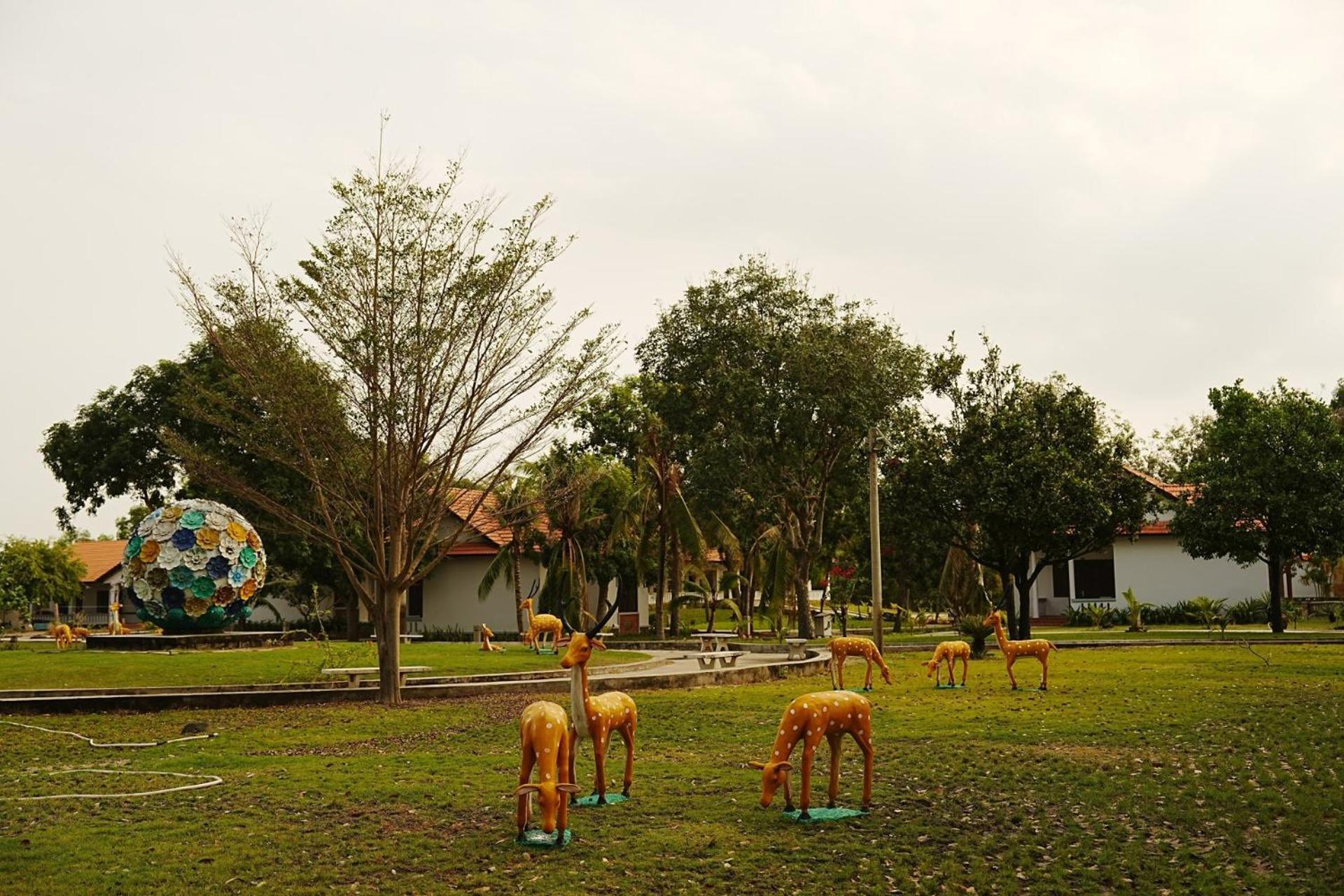 Dat Lanh Beach Resort La Gi Exterior foto